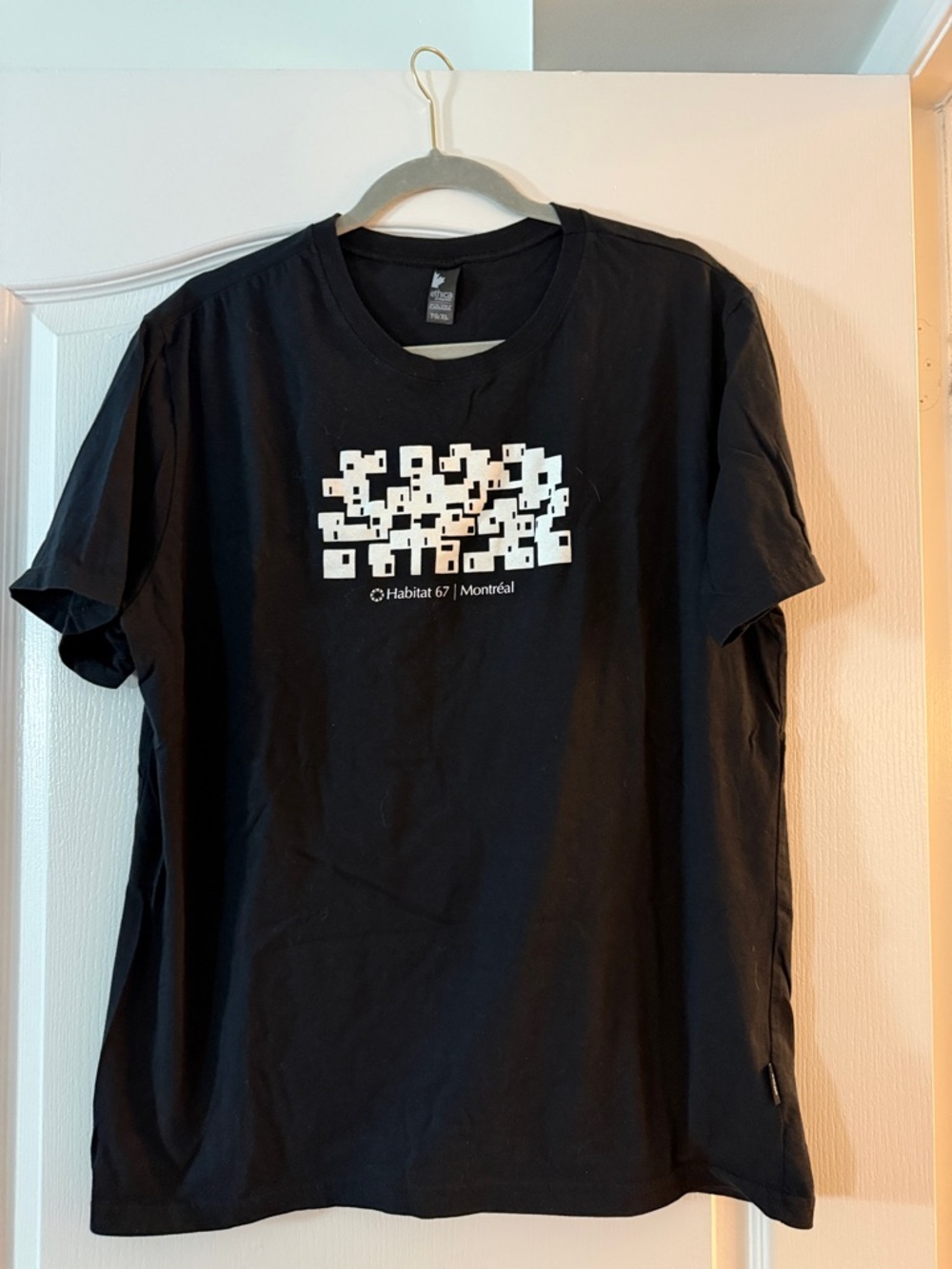 Habitat 67 Montreal Black Graphic T-Shirt